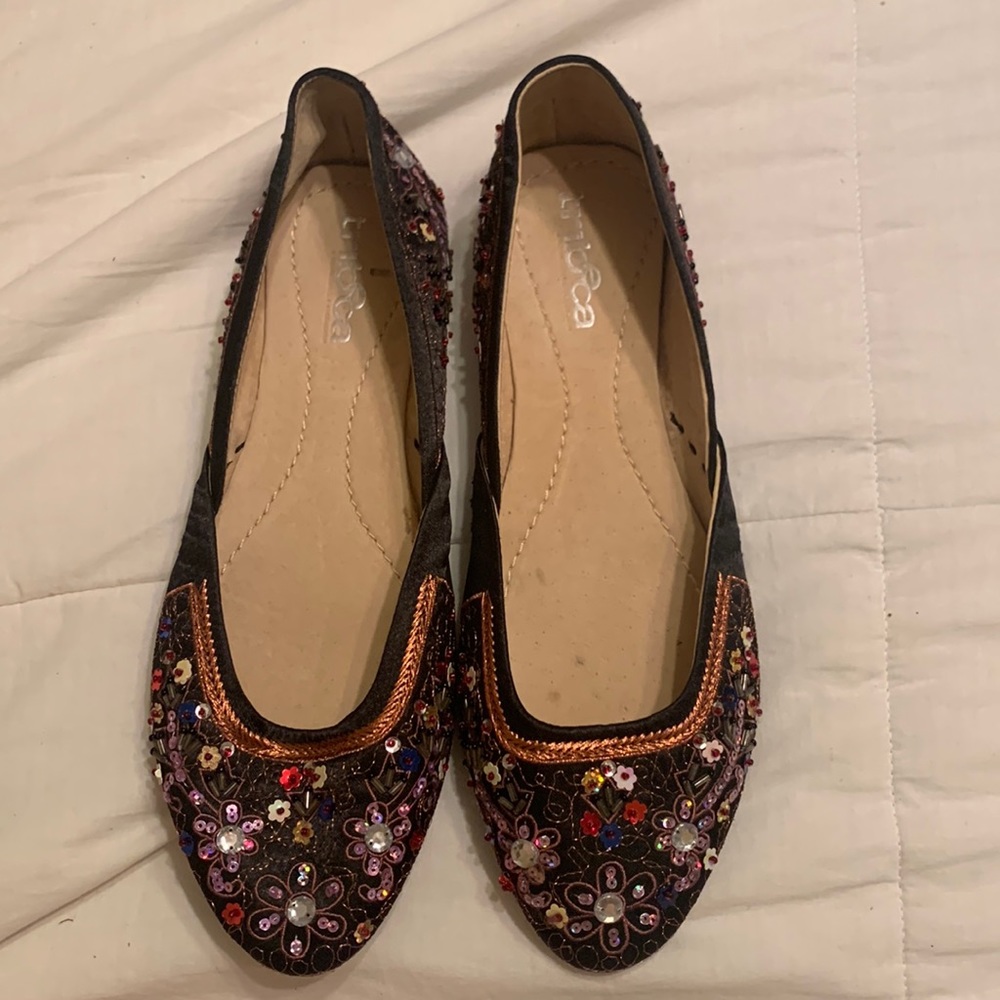 Tribeca Women's SIze 6M Jade Black Fabric Sequin Embellished Slip On Ballet Flat